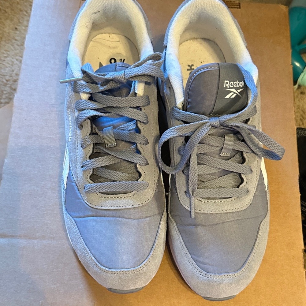 Reebok Light Gray Athletic Shoes